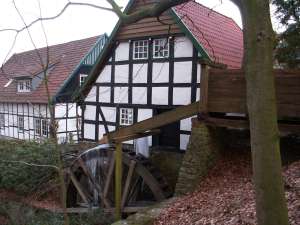 Wassermhle mit 2m Eiszapfen